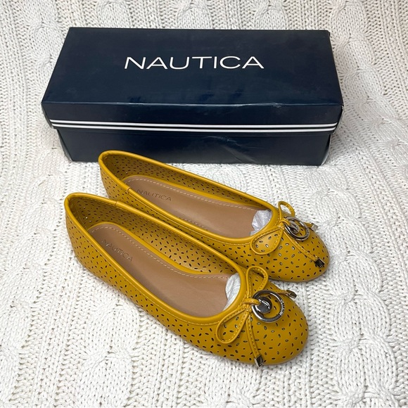 Nautica Seaback 2 Womens Slip On Round Toe Ballet Flats in Mimosa - Picture 1 of 5